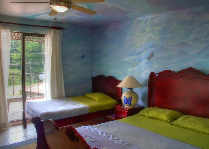 Bed and breakfast Gingerbread Restaurant &