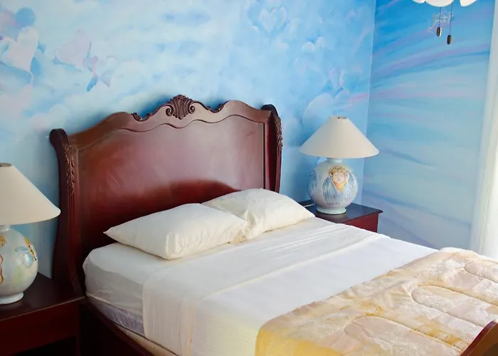 Gingerbread Restaurant & Bed and breakfast Nuevo Arenal