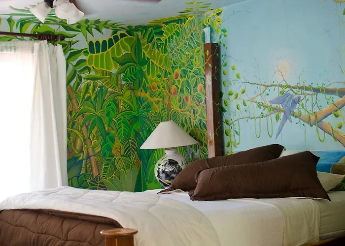 Gingerbread Restaurant & 4* Nuevo Arenal