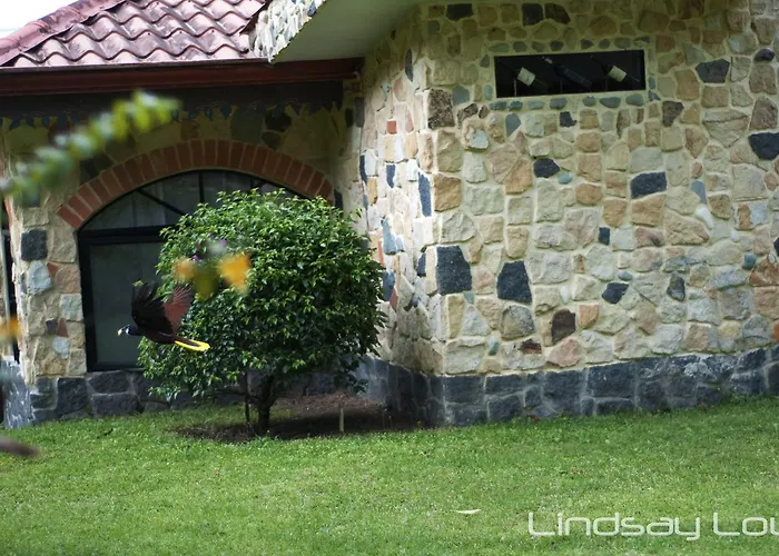 Bed and breakfast Gingerbread Restaurant & 4*